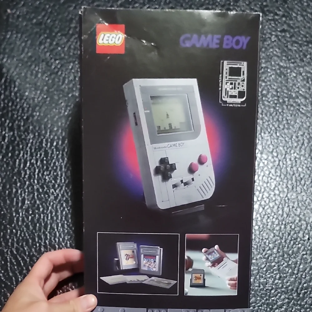 Lego x Nintendo Game Boy Gray and Red Set - BOX Only